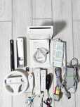Nintendo Wii complet + 2 controllere MotionPlus