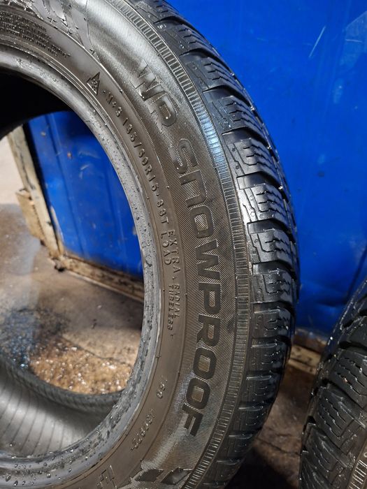 185/60/15 Nokian WR Snowproof