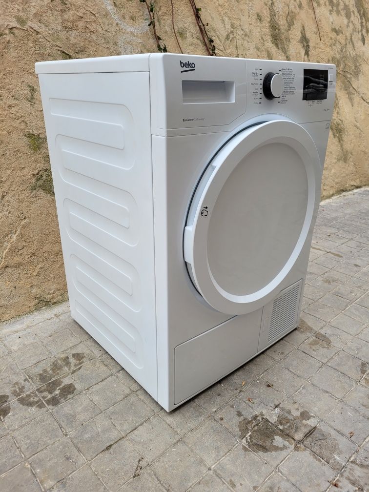 Сушилня с темопомпа Beko DPY7405 XHW3