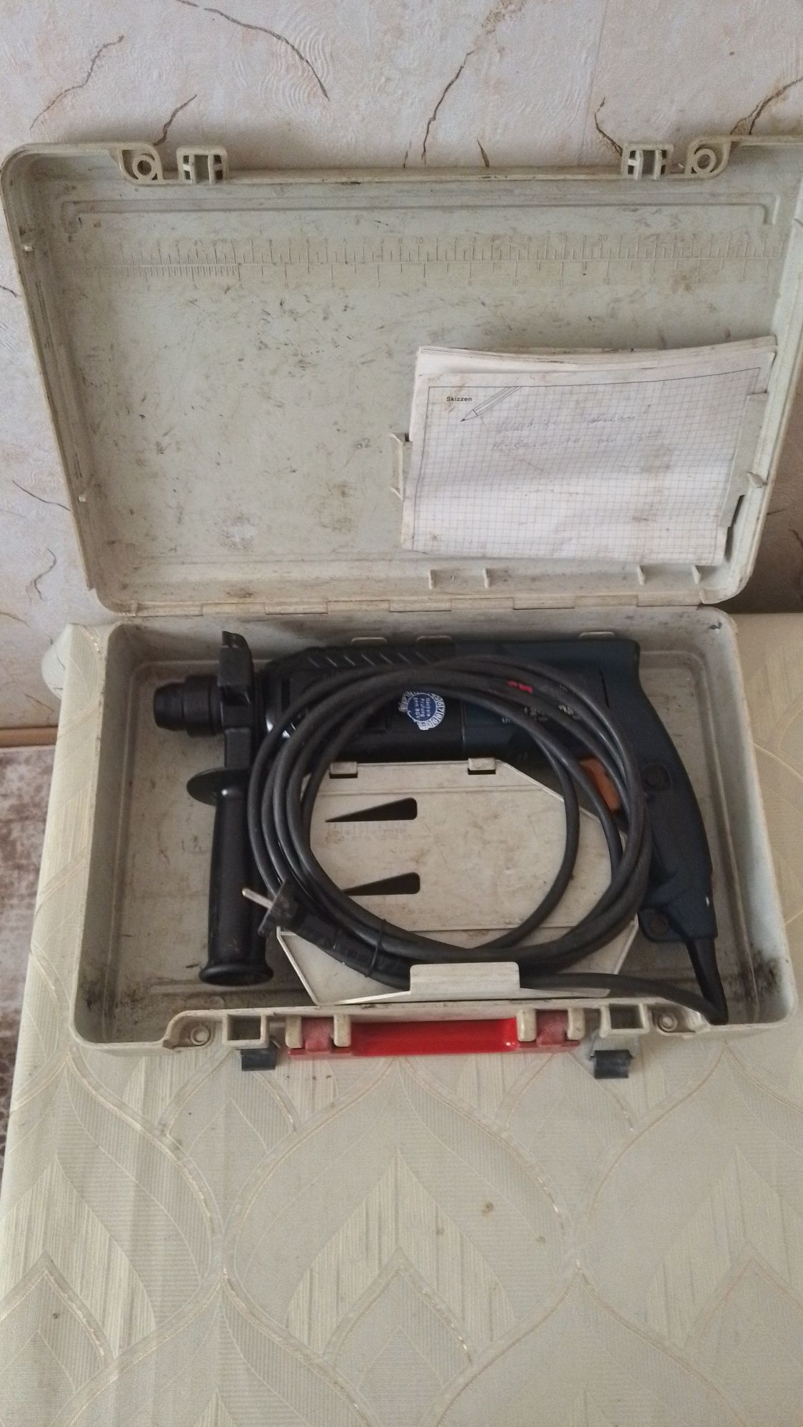 Перфоратор BOSCH gbh 2-24 DSE