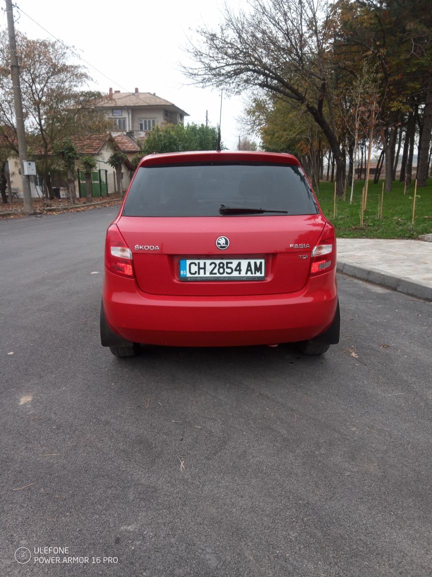 Skoda fabia 2013 1.6 75hp дизел