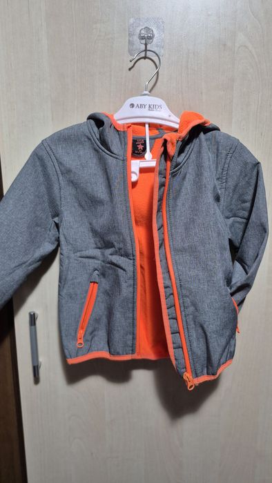 Geaca antivant, marimea 80-86