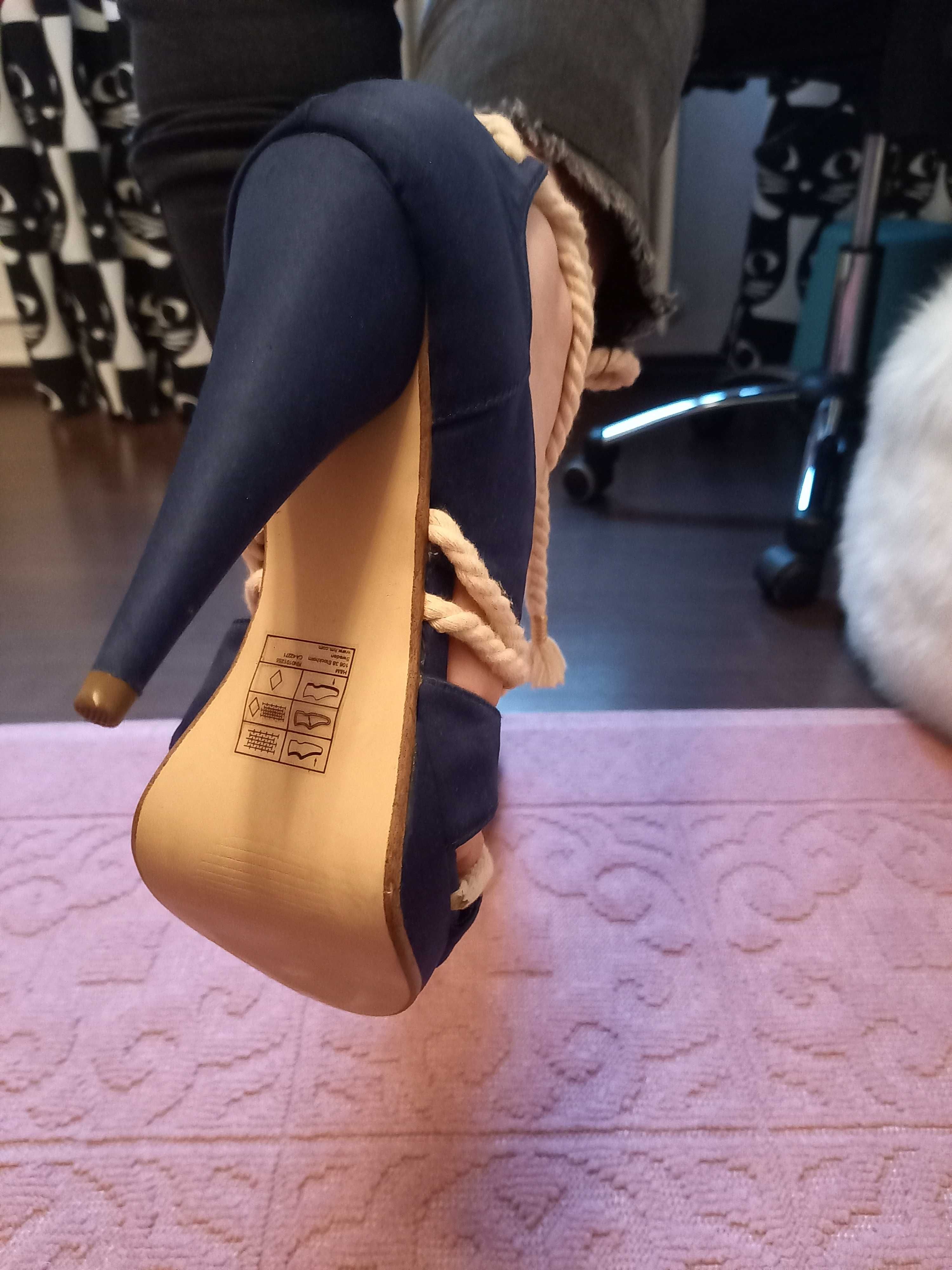 Sandale noi albastre stil nautic H&M -MODEL RAR