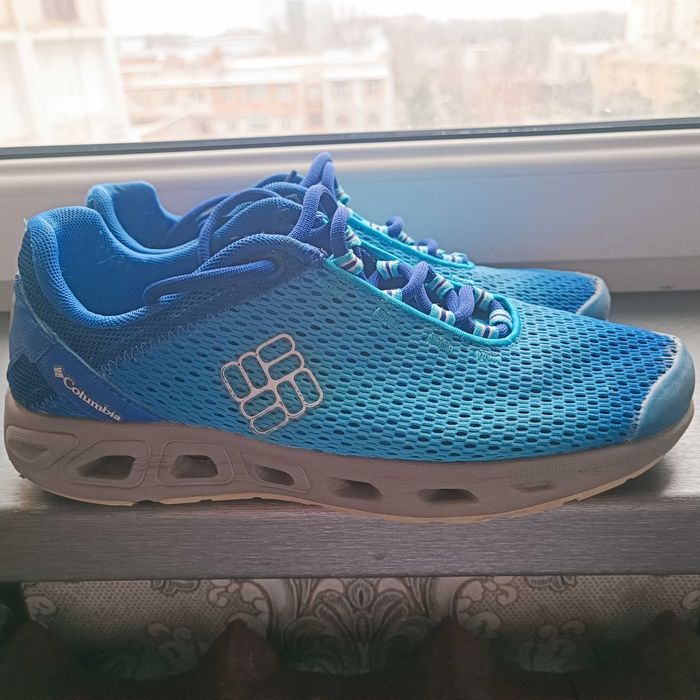 Фирменные кроссы Columbia