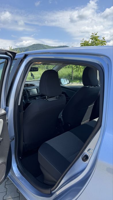 Inchiriez Toyota Yaris/ Inchirieri auto