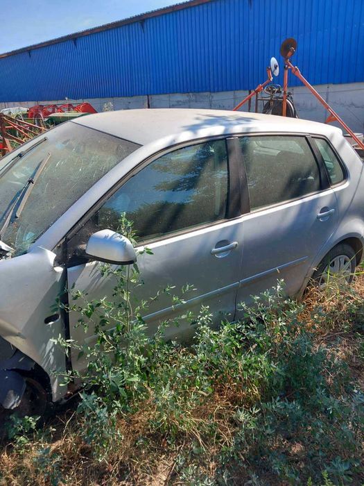 Продавам VW Polo на части