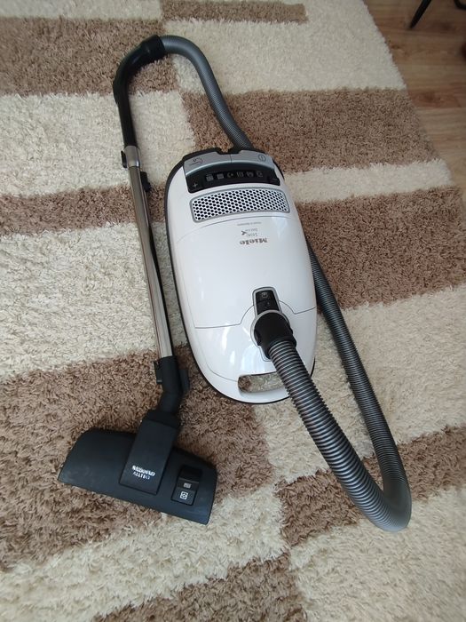 Прахосмукачка Miele s8340 eco line