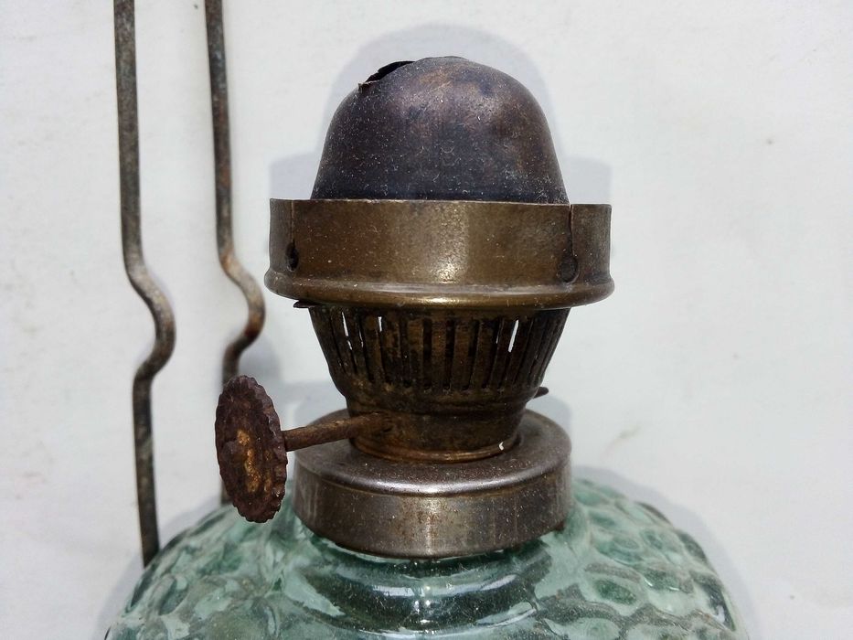 Стара газена лампа.