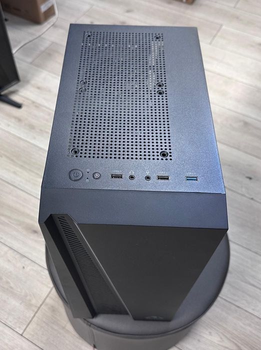 Amanet F28: Unitate PC Gaming i7 SSD 250GB nVidia GTX 1050 TI