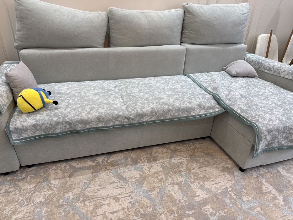 Продаю диван в отличном состоянии