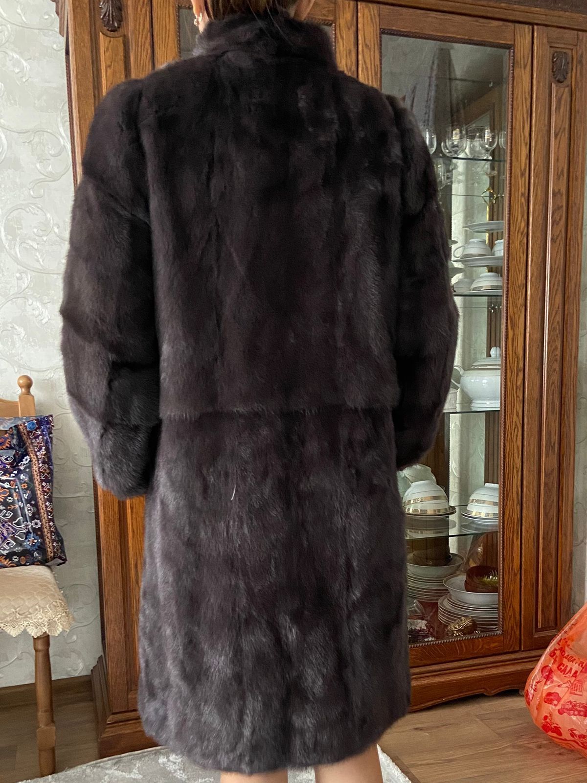 Продам шубу норковую