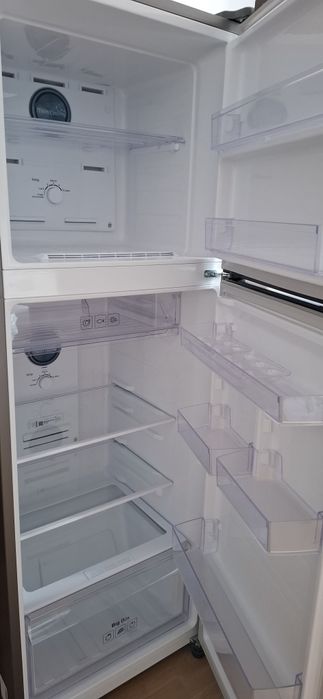 Frigider Samsung Twin Cooling Plus, garanție 2 ani compresor