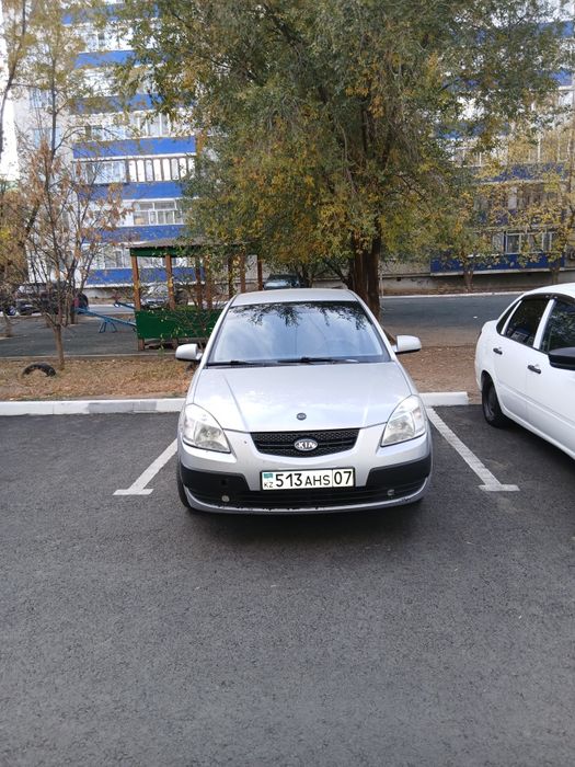 Продам машину Киа