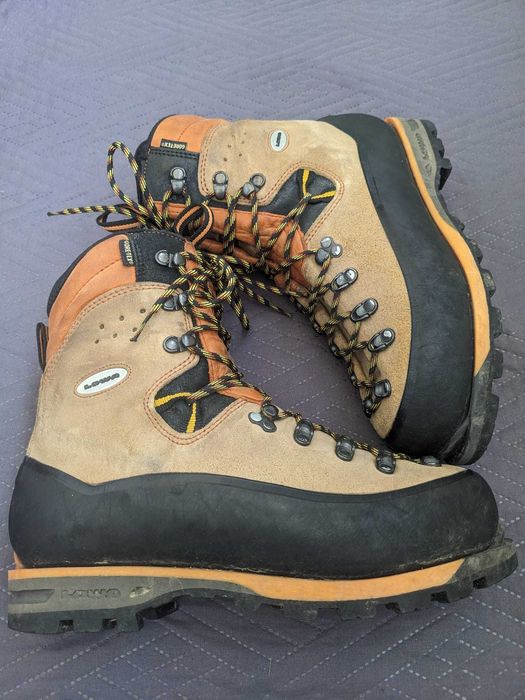 Bocanci de iarna tehnici Lowa Silberhorn GTX