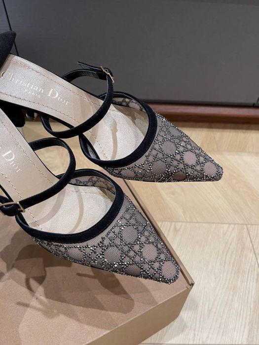 Pantofi Christian Dior