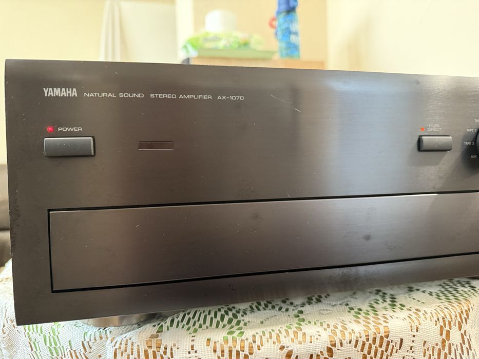 Yamaha AX-1070 Топ