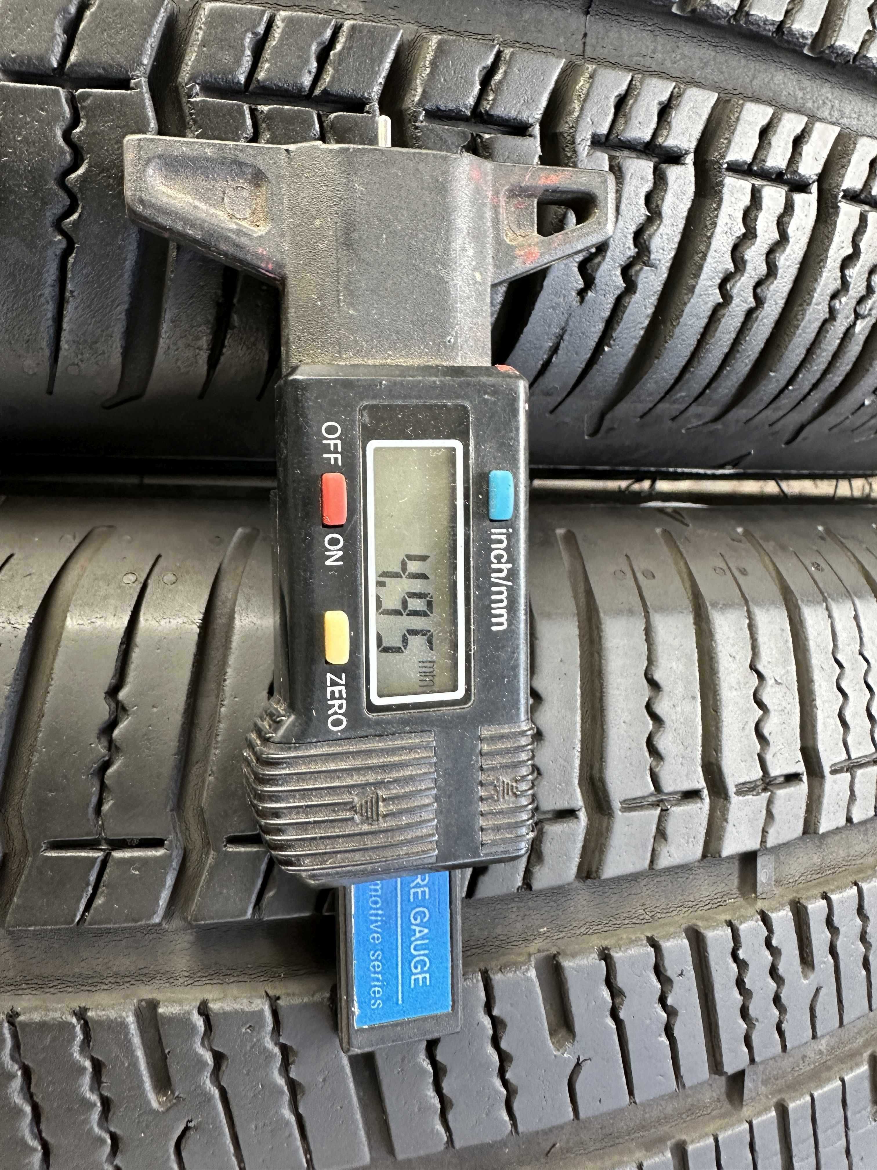SET 2 Anvelope All Season 215/55 R17 98W DUNLOP Sport Allseason - M+S