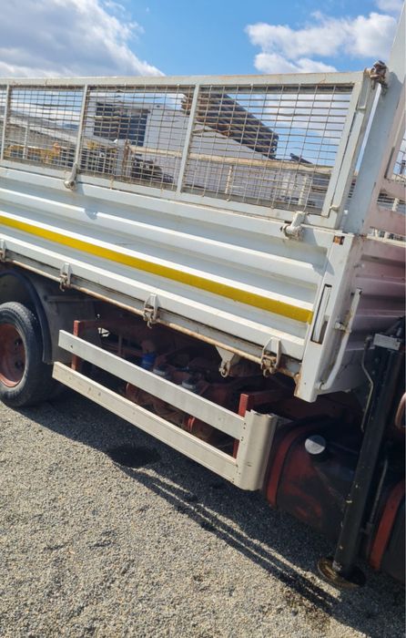 Iveco Eurocargo 7.5to basculabil trilateral cu macara 3to 68k km reali