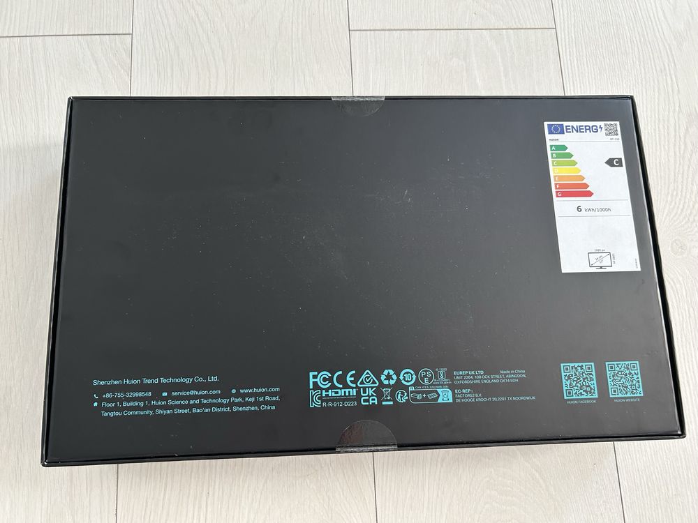 Tableta grafica cu display HUION Kamvas Pro 13, USB-C, Negru/Argintiu