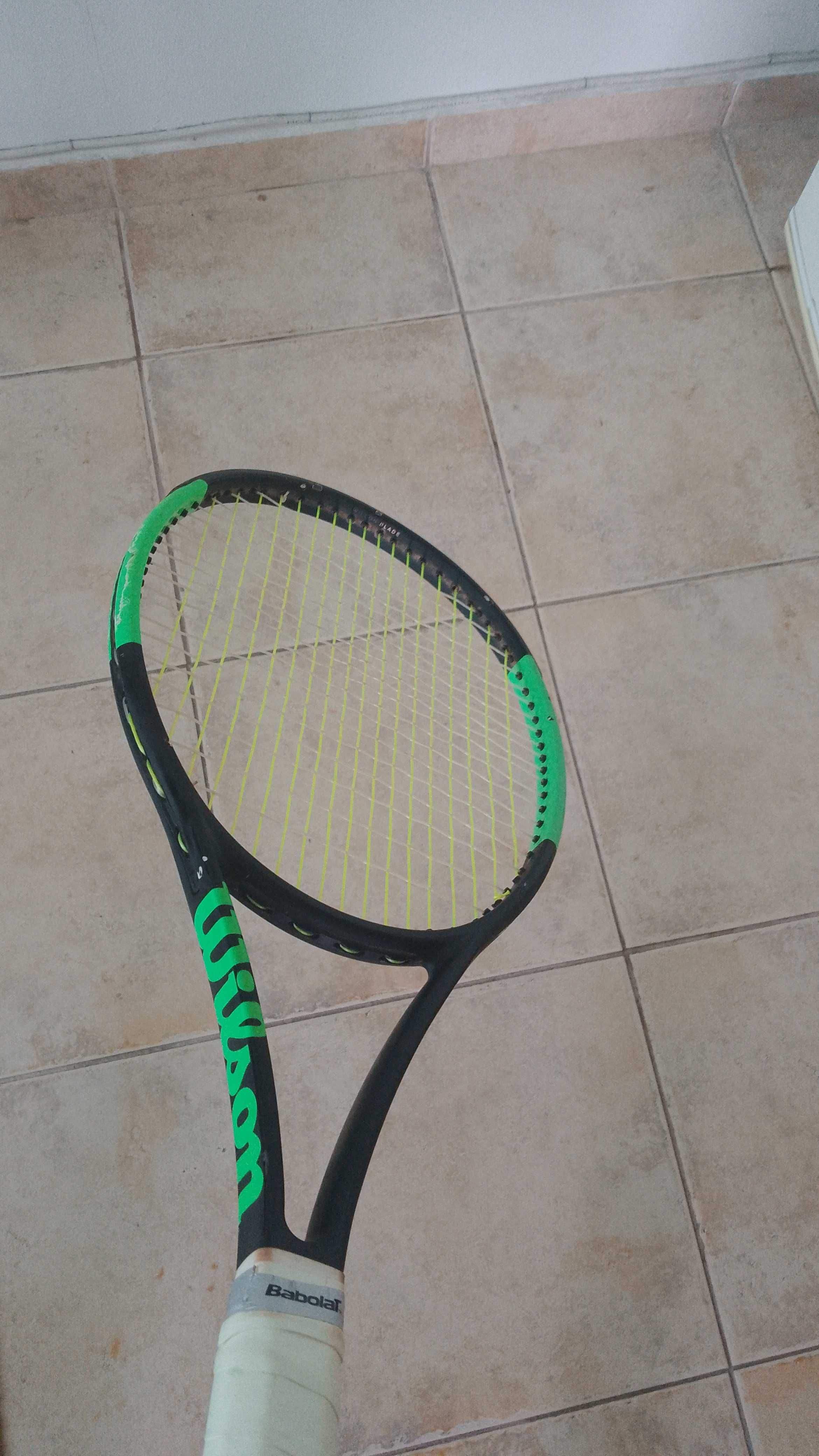 Wilson Blade тенис ракета