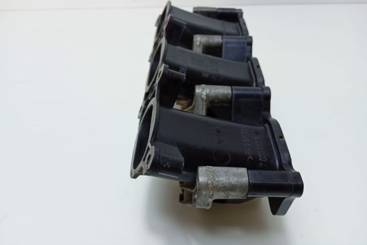 Galerie admisie 3.2 fsi 06E133110J Volkswagen VW Phaeton prima genera