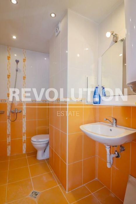 Дава се под наем Едностаен апартамент в Варна, Бриз - 38 кв.м за 250 € - Снимка #6