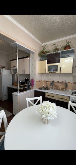 Продаётся 3-комнатная квартира в Юнусабаде, 13-й квартал