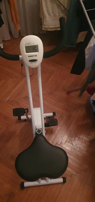 Bicicleta magnetică