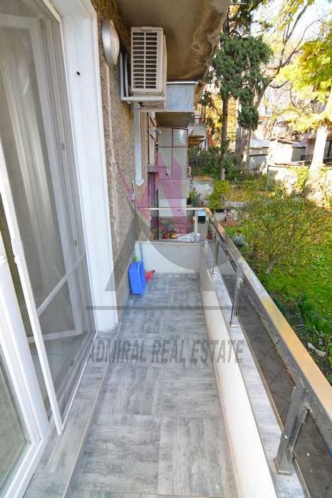 Дава се под наем Четиристаен апартамент в Варна, Център - 100 кв.м за 900 € - Снимка #8