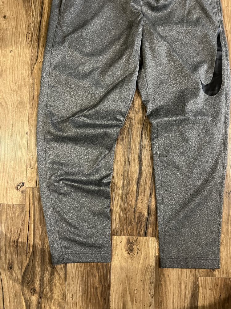 Nike Terma Pants size L