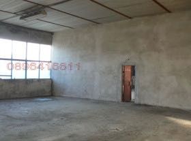 Продава се Промишлена сграда в Плевен, Индустриална зона - 1300 кв.м за 169 €/кв.м - Снимка #1
