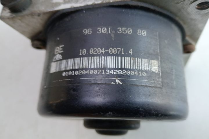 Pompa ABS   9630135080 Citroen Saxo a 2-a generatie seria