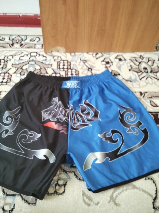 Кикбоксёрские шориы продам