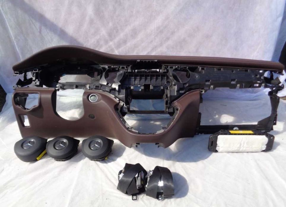 Арматурно табло колани аирбеги airbag Mercedes V Klasa W447 кожа