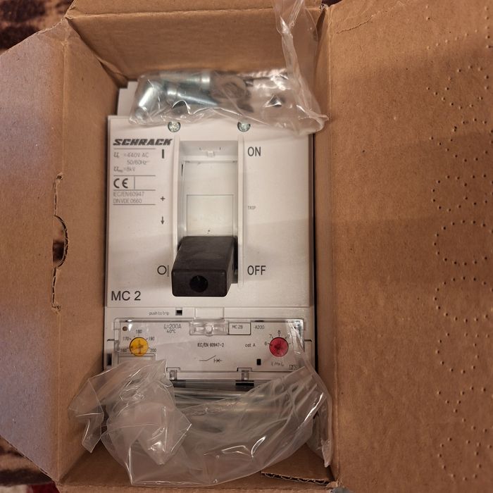 Schrack usol 250A si 200A