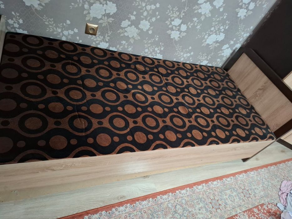 Кровать в отличном состояние