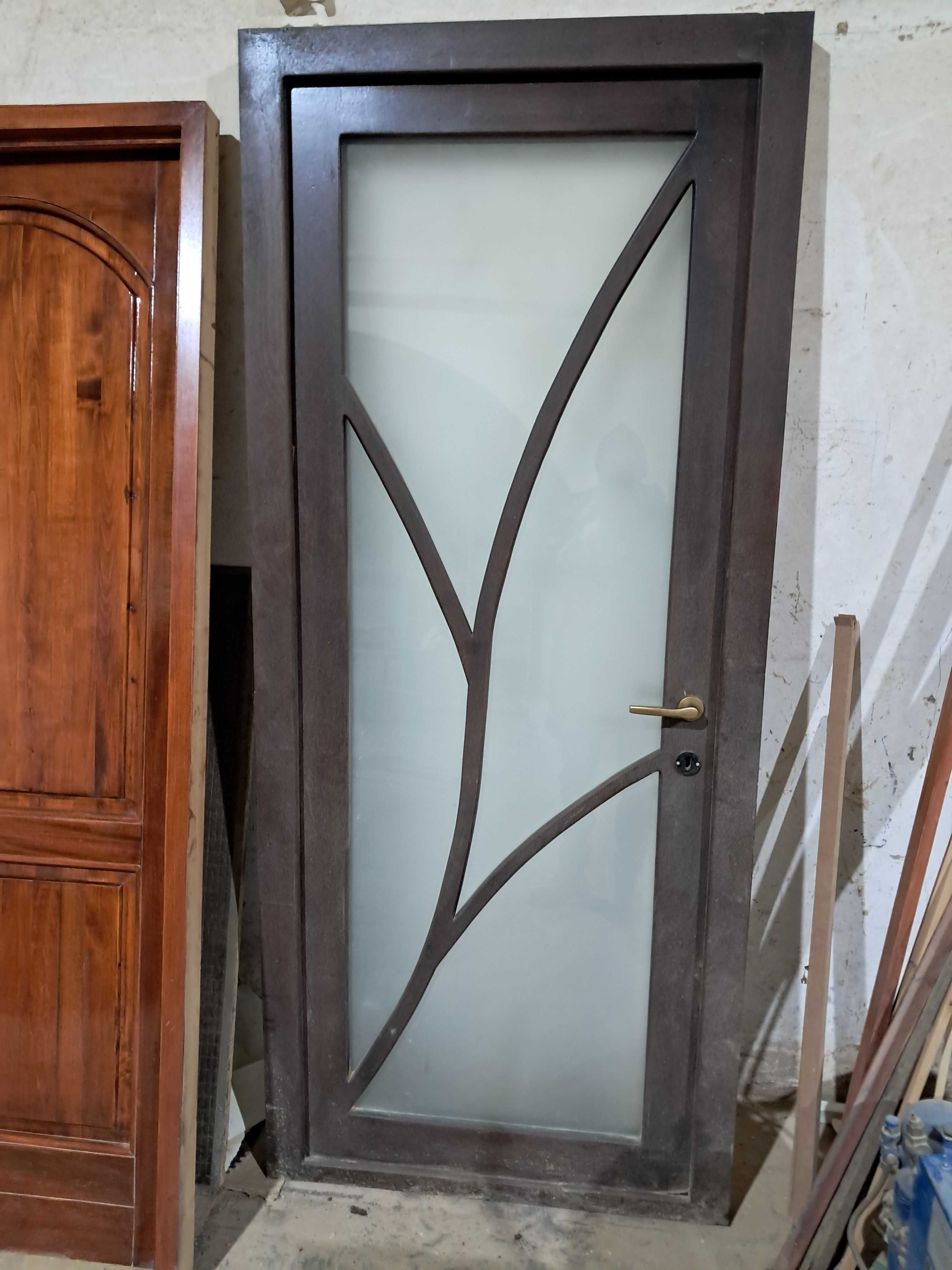 Utilaje tâmplărie,freza, circular inciz,  cherestea uscata