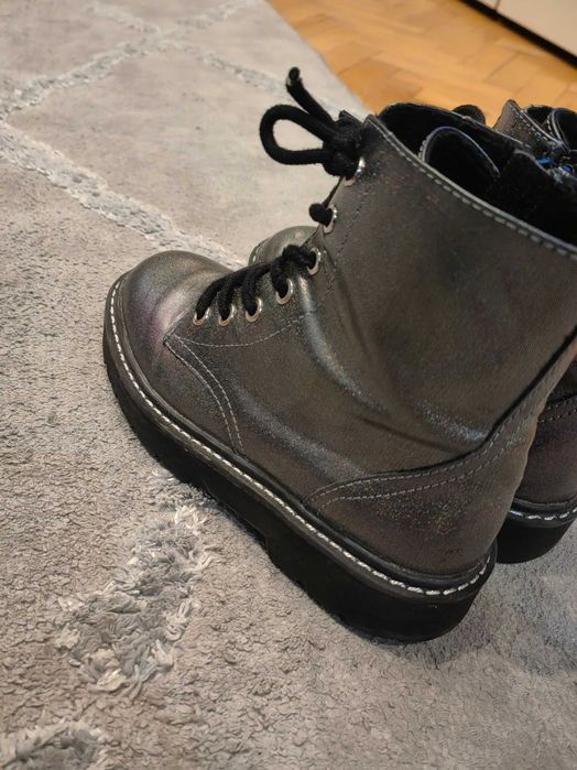 Зимни боти за момиче на HM