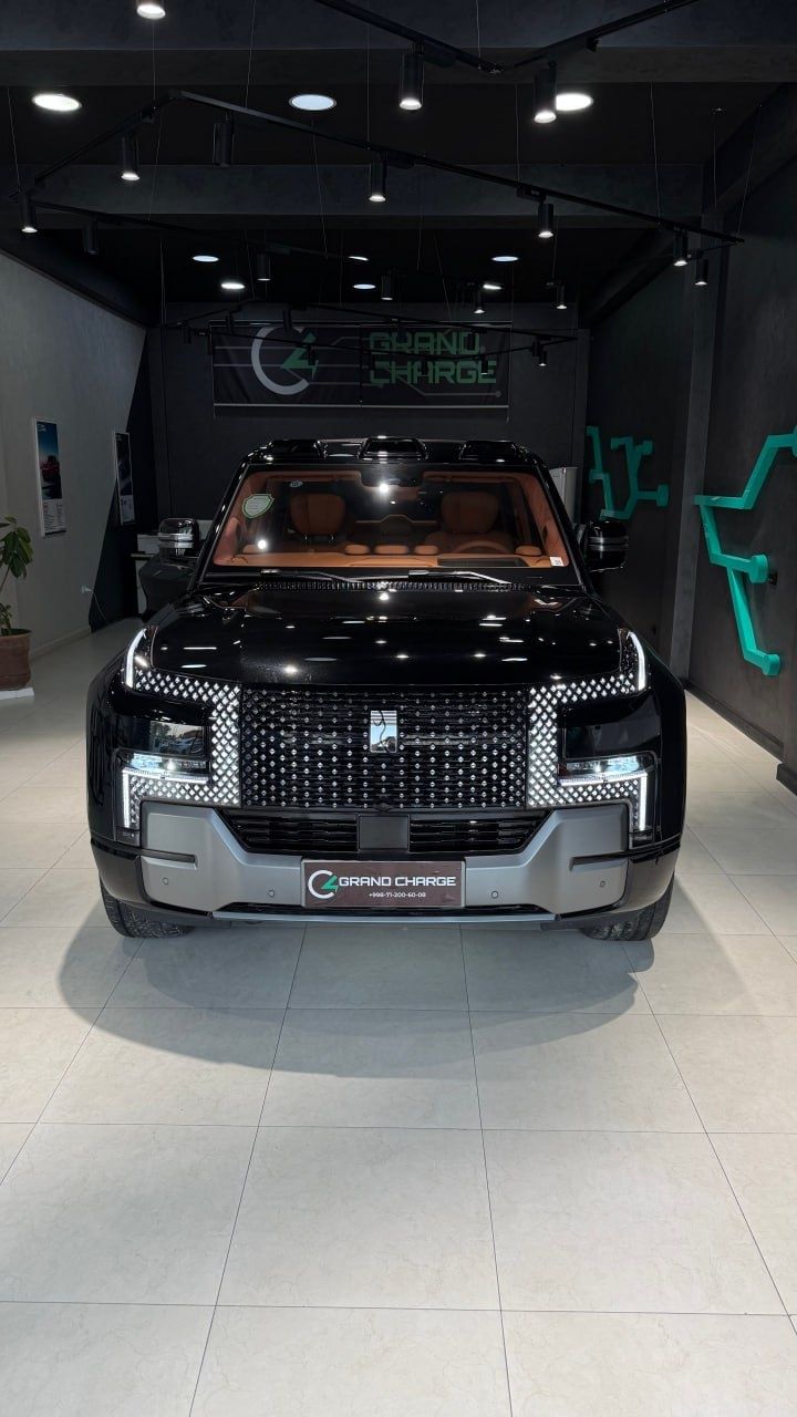 BYD Yang wang U8 2025 sotuvda tayyor