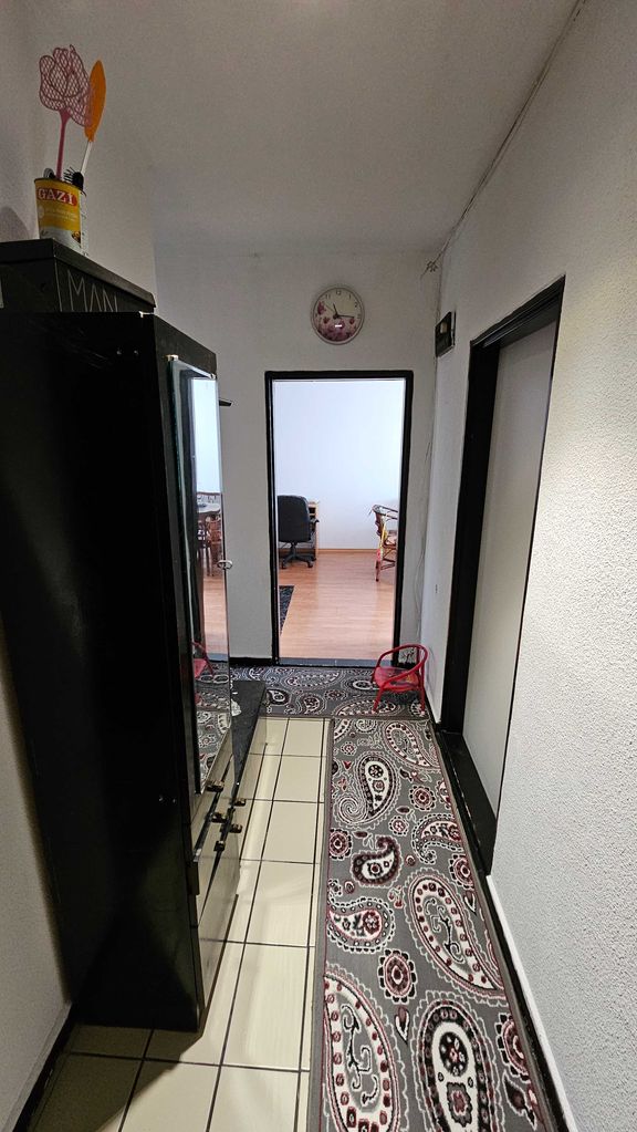 Продава се Тристаен апартамент в Разград, Орел - 75 кв.м за 1088 €/кв.м - Снимка #1