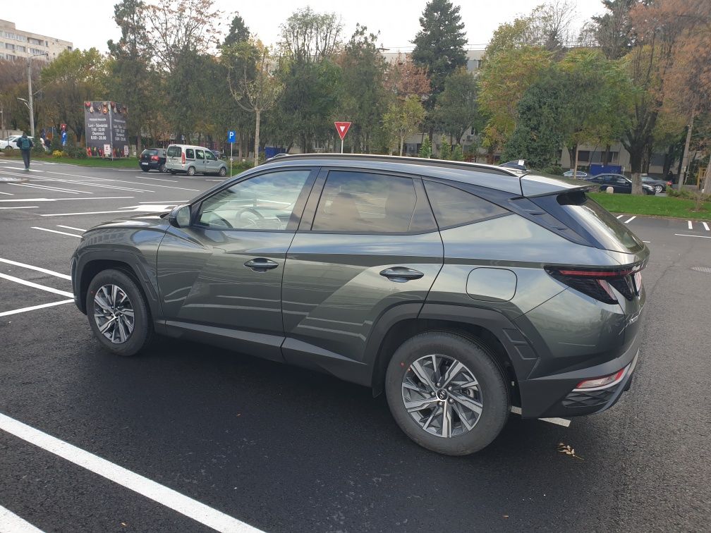 Hyundai Tucson 1,6 benz. Style+, nou 6500km, inm. 12/2023, amazon grey