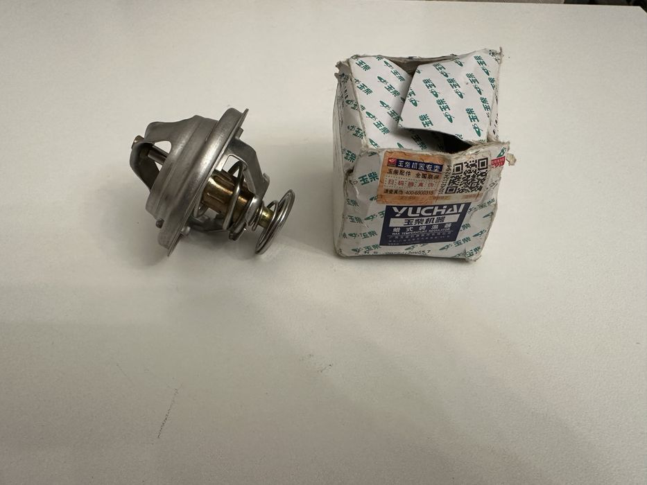 Термостат на Погрузчик LW300 F