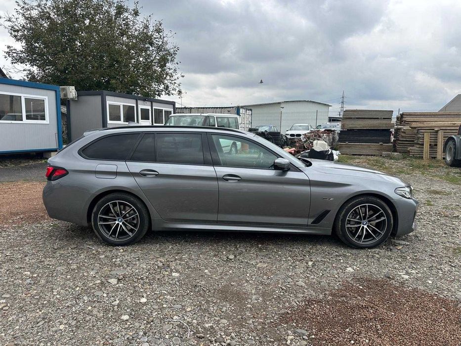 BMW Seria 5 - 530E XDRIVE