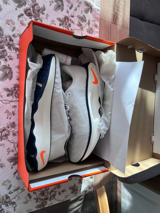 Продавам чисто нови маратонки Найк 44.5