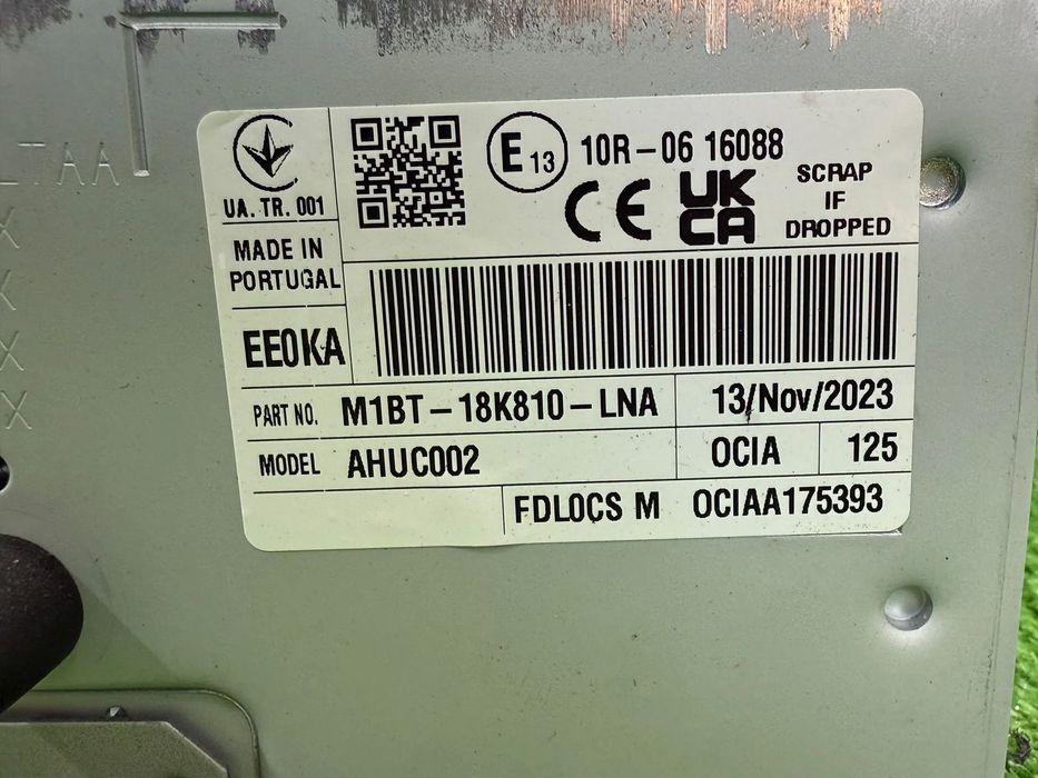 SISTEM AUDIO / RADIO CD FORD PUMA 2024 1.0 BENZINA EcoBoost Hybrid MHEV COD OEM M1BT-18K810-LNA 2620287 2020-2024