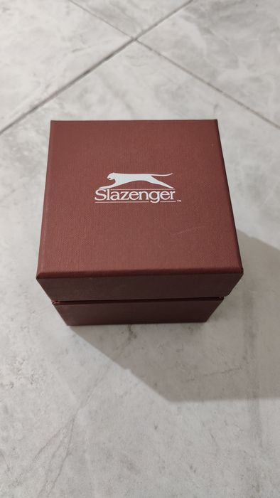 Елегантна мъжки часовник Slazenger с кожена каишка