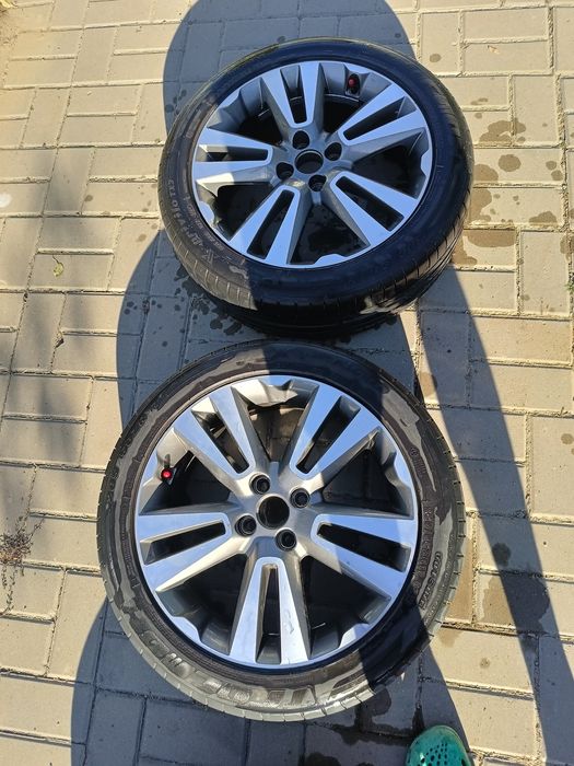 Титановые диски с шинами.