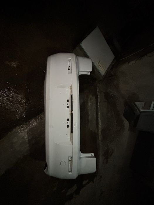 Bara spate mitsubishi Lancer sedan