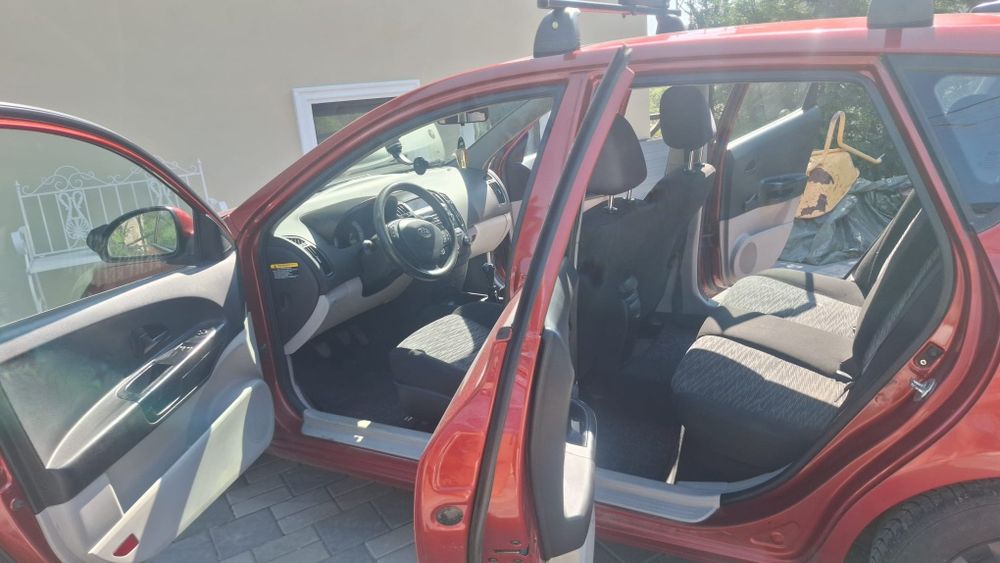 Vând kia ceed unic proprietar