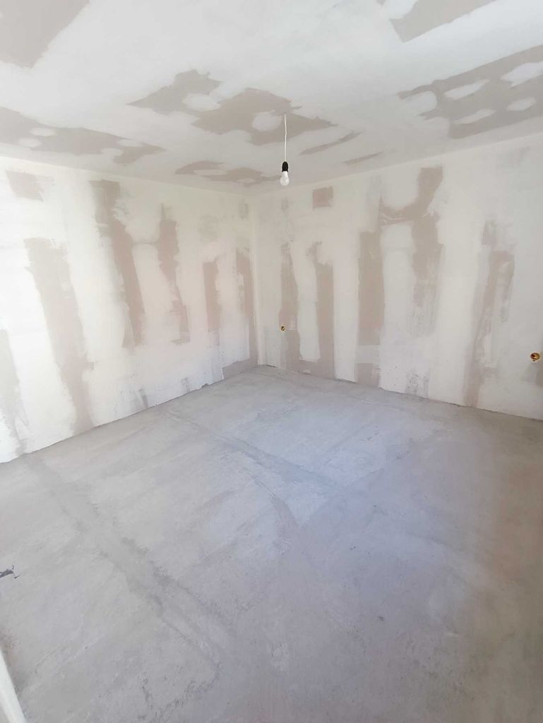 Продава се Къща в Батановци - 50 кв.м за 1700 €/кв.м - Снимка #11